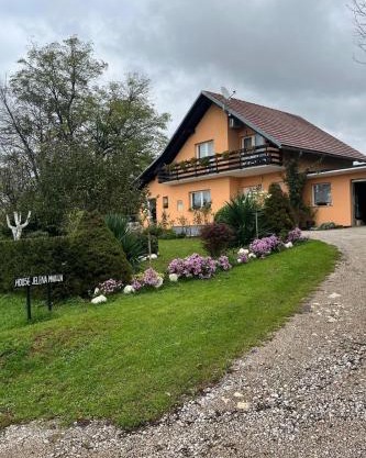 Apartments with parking space Rakovica, Plitvice - 24483