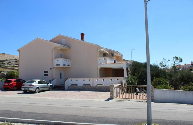 Apartments with parking space Kustici, Pag - 6287