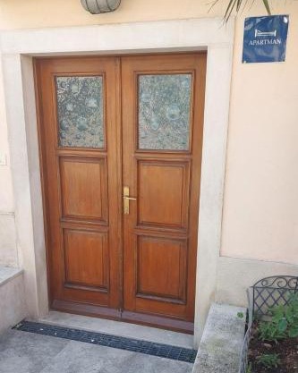 Apartments with parking space Cres - 21116