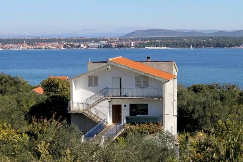 Apartments with parking space Tkon, Pasman - 9713