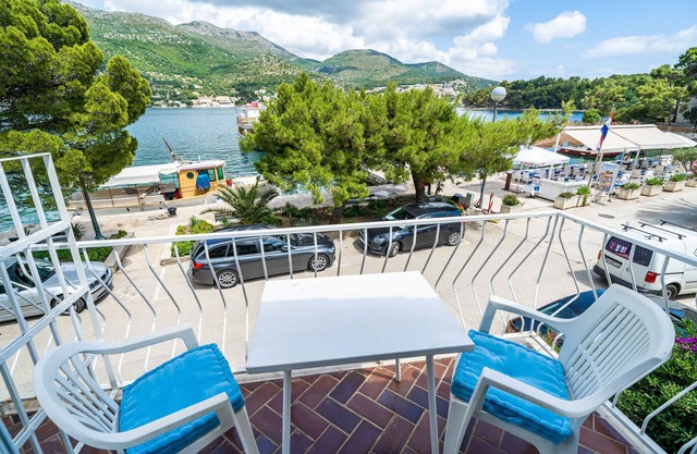 Apartments Zarac