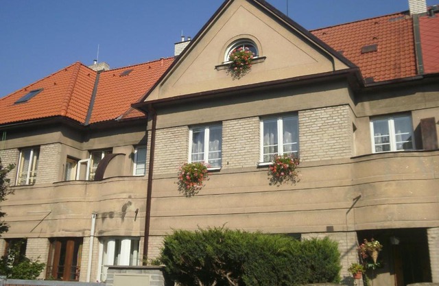 apartricanova