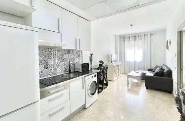 ApartSur® piscina, parking, wifi y mucho mas!