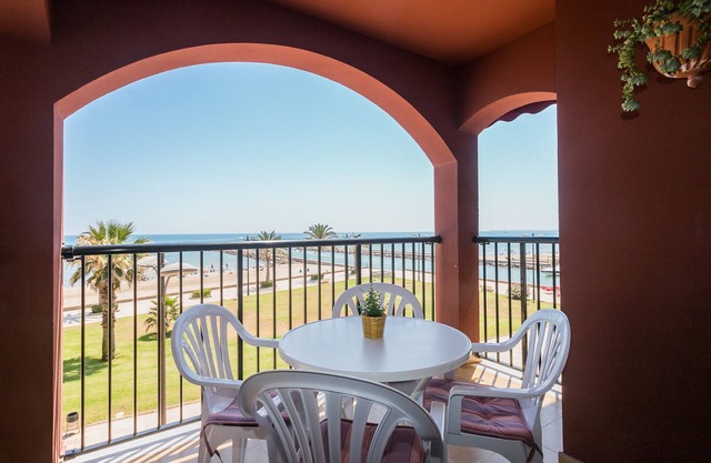 ApartUP Saplaya Harbour