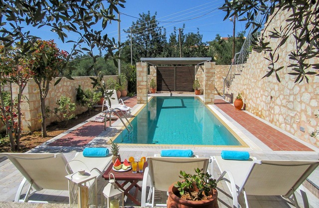 Afrodita - Villa de lujo Apokoron - Piscina privada - 3 km de la playa - 200 m de las tiendas