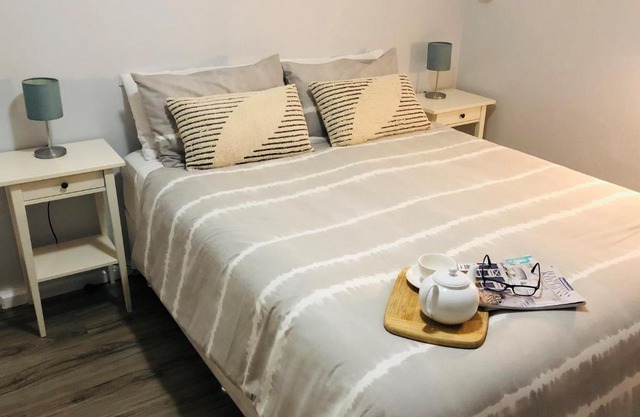 API Middleton Beach Front Apartments Albany