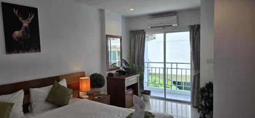 APK Hillview Hotel
