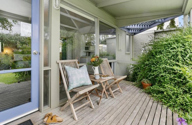 Apollo Bay Beach Bungalow - Couples Retreat