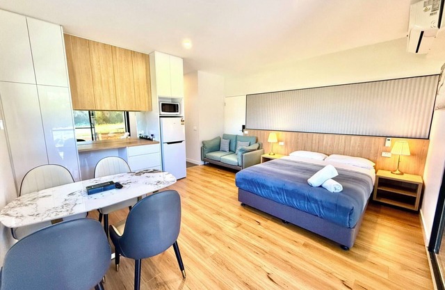 Apollo Dream Suites