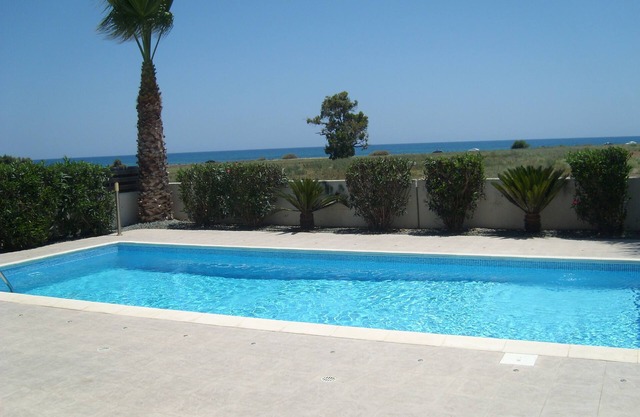 Apollon Villa junto al mar con piscina privada, cerrada Private Road en Zona tranquila