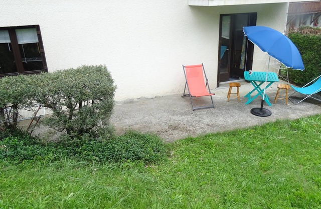 App 4 pers rch quiet, near playground and start ski or snowshoes