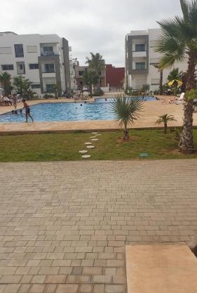 Apparemment cosy proche de la mer