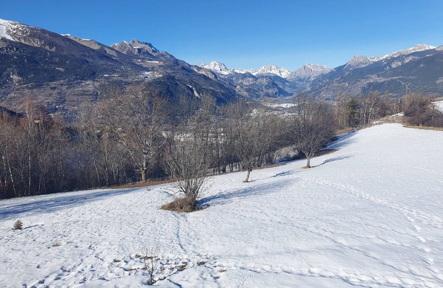 Appart Risoul 70 m2 Great comfort 4/6 people in a chalet with a view of the jewel cases