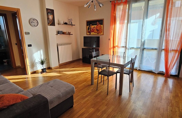 Appartamento comodo per il centro e la satzione in Palazzina tranquilla