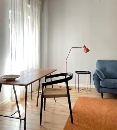 Appartamento con terrazza e parcheggio privato