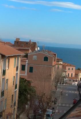 Appartamento e Mansarda al mare