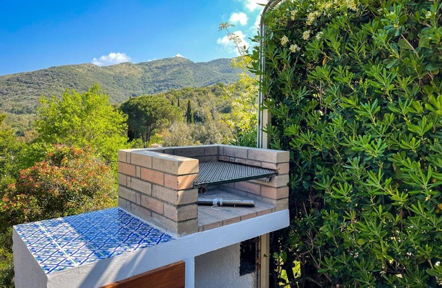 Comfortable apartment for 4 persons in the quiet village of Bagnaia. Sea and relaxation for your hol