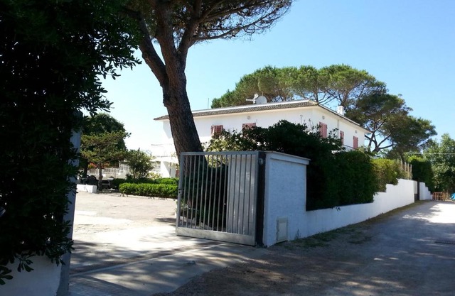 Appartamento in Villa Valentini, Fronte mare, Giardino e parcheggio privato, WIFI, dotato di tutti i confort, nel Golfo di Gaeta