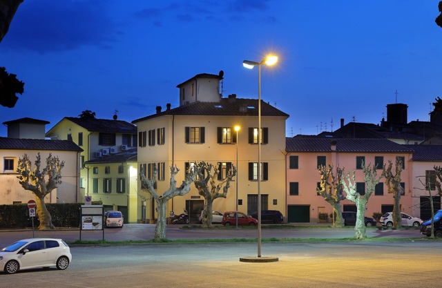Appartamento "Lucca" - Lovely apartment located near the city's train station!!!