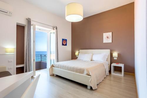 Appartamento Moderno con vista mare