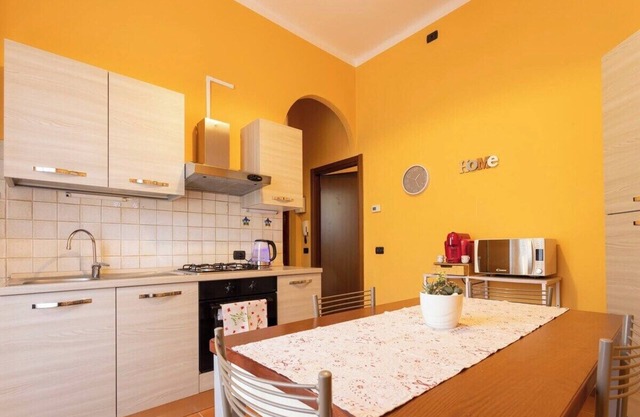 Cozy apartment a few steps from the center and station of Novara.