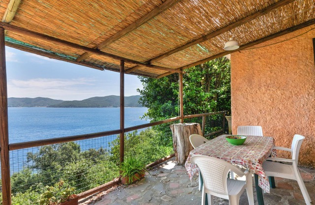 Appartamento Taccola - Agriturismo Cotetonda junto al mar con terraza privada