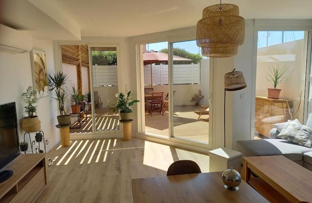 Appartement 100 m2 Terrasse Piscine