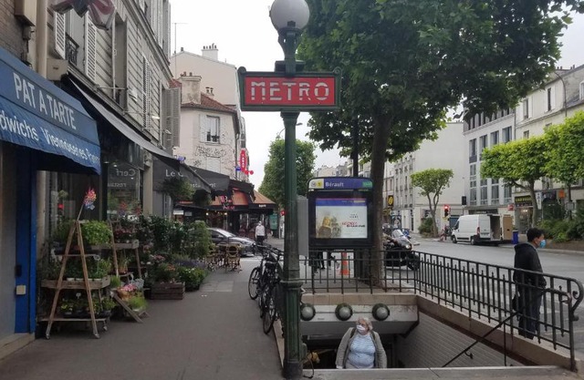 Appartement 2 PCS au metro BERAULT