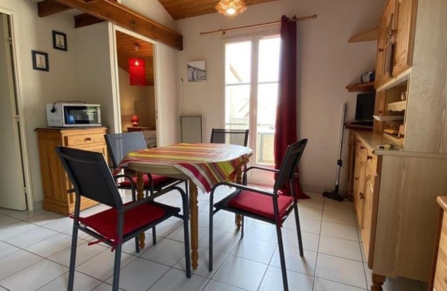 Appartement 2 pièces proche plage à Dolus d'Oléron – 4 couchages, balcon, parking, local vélo - FR-1-246A-151