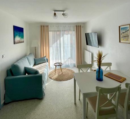 Appartement 250m mer, 2 vélos avec casques, entièrement rénové en 2025