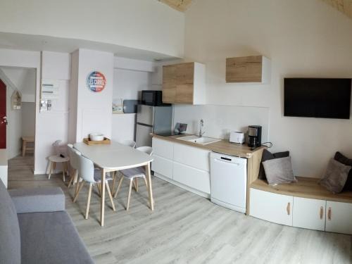 Appartement 3P/6 pers. au cœur de la station, balcon exposé Sud, à 450m des pistes et commerces - FR-1-572-7