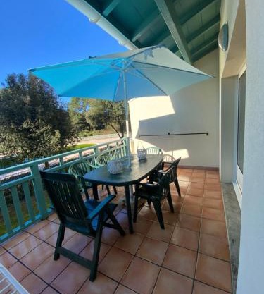 Appartement 3 pièces, 6 perso avec piscine chauffée en saison domaine du golf de Pinsolle