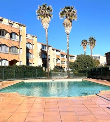 Appartement avec piscine proche de la mer