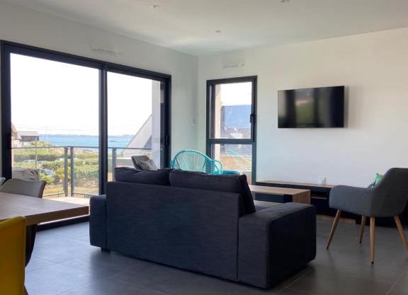 Appartement avec terrasse vue mer, parking privé (lgt B)
