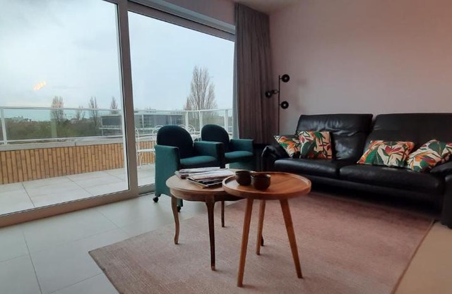 Appartement Bootsman prachtig zicht, groot zonnig terras, garage, fietsenberging OOSTENDE FIETSSTAD - ENSORSTAD