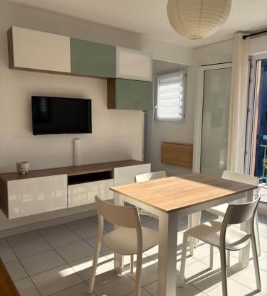 Appartement cosy à 200 m de la plage à pied