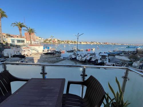 Appartement charmant avec vue sur la sur mer