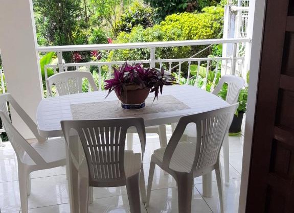 Appartement charmant à Sainte-Marie avec terrasse de 88 m²