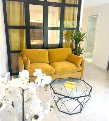 Appartement confortable à Neuilly-sur-Seine 43 m² avec balcon