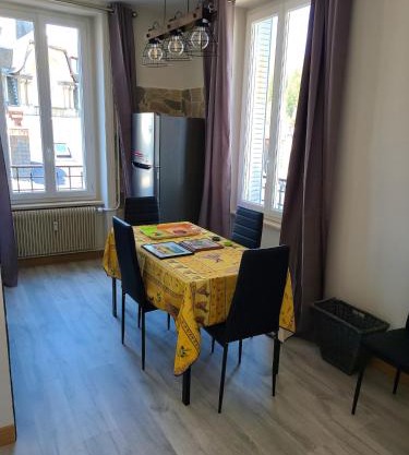 Appartement confortable à La Bourboule, 64 m², balcons agréables