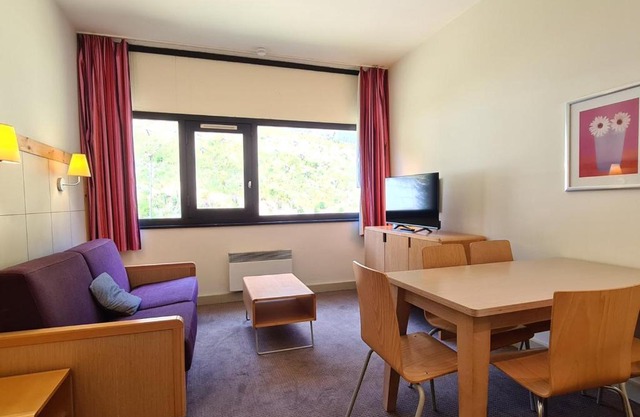 Appartement confortable Proche des pistes Casier à ski - FR-1-425-153