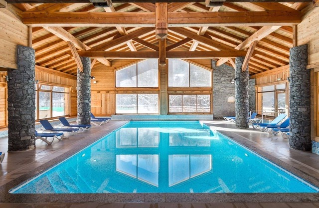 Appartement lumineux + confortable | A 350m des pistes et centre ville.