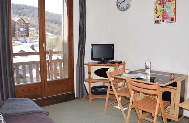 Appartement cosy à Risoul 1850 - 4 couchages, proche remontées mécaniques et commerces - FR-1-330-220