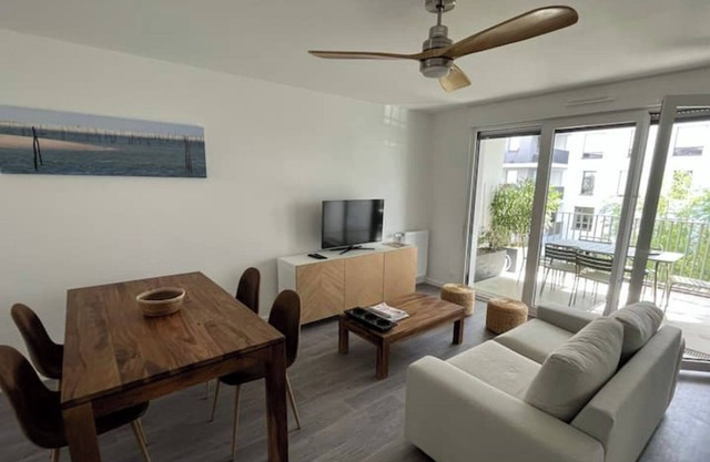 Appartement Cosy 80m2 au Pied du Tram de Bordeaux