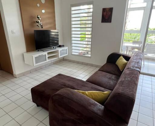 Appartement F4 Petit bourg