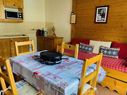 Appartement cosy 4 pers, pieds des pistes et piscine, Val-Cenis - FR-1-508-186