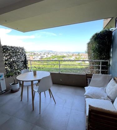 Appartement cosy et vue mer
