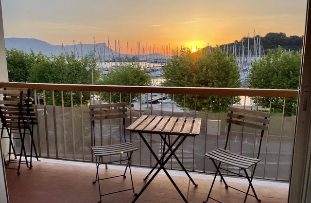 Appartement les pieds dans l'eau
