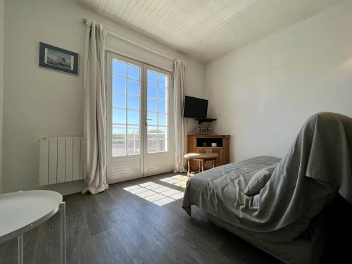 Appartement 4 pièces OLERON 6 couchages - SAINT-PIERRE D'OLERON SPO000-001