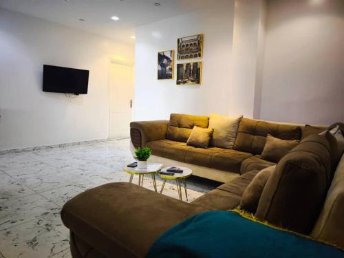Appartement Grand Lux, Jaccuzi, Proche Aeroport